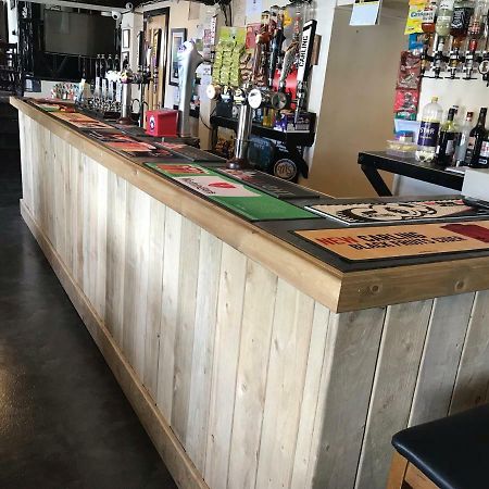 Butchers Arms Restaurant And Brewpub Hostel Merthyr Tydfil Exterior photo
